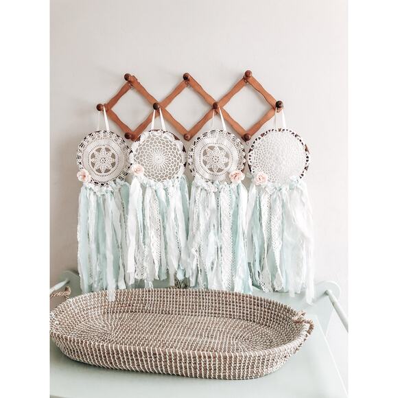 Handmade Macrame Lace Crochet Floral Dreamy Boho Dreamcatcher - Picture 3 of 6